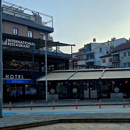 International Palace Veles Exteriér fotografie